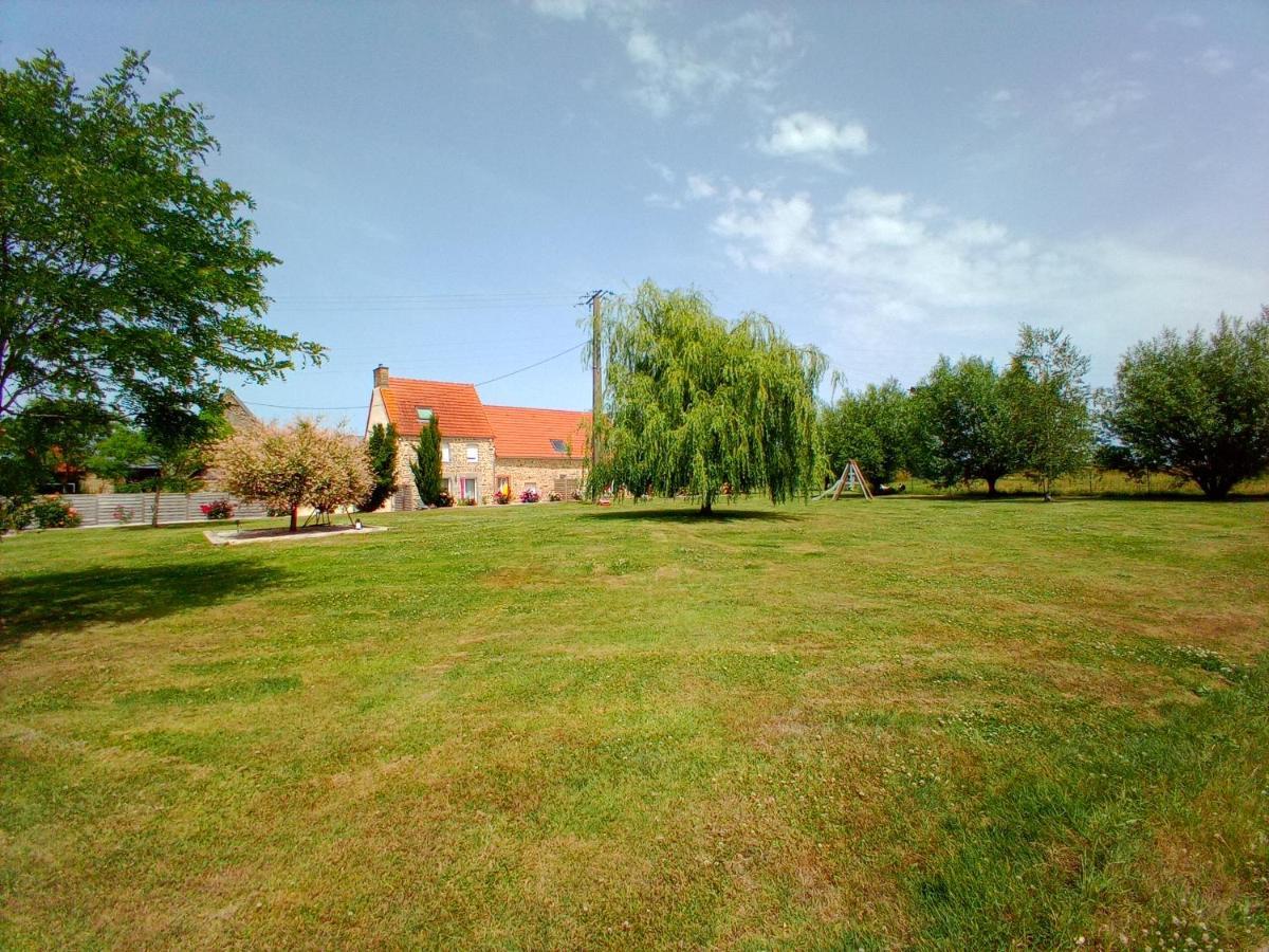 La Ferme D' Emerentine Bacilly 外观 照片