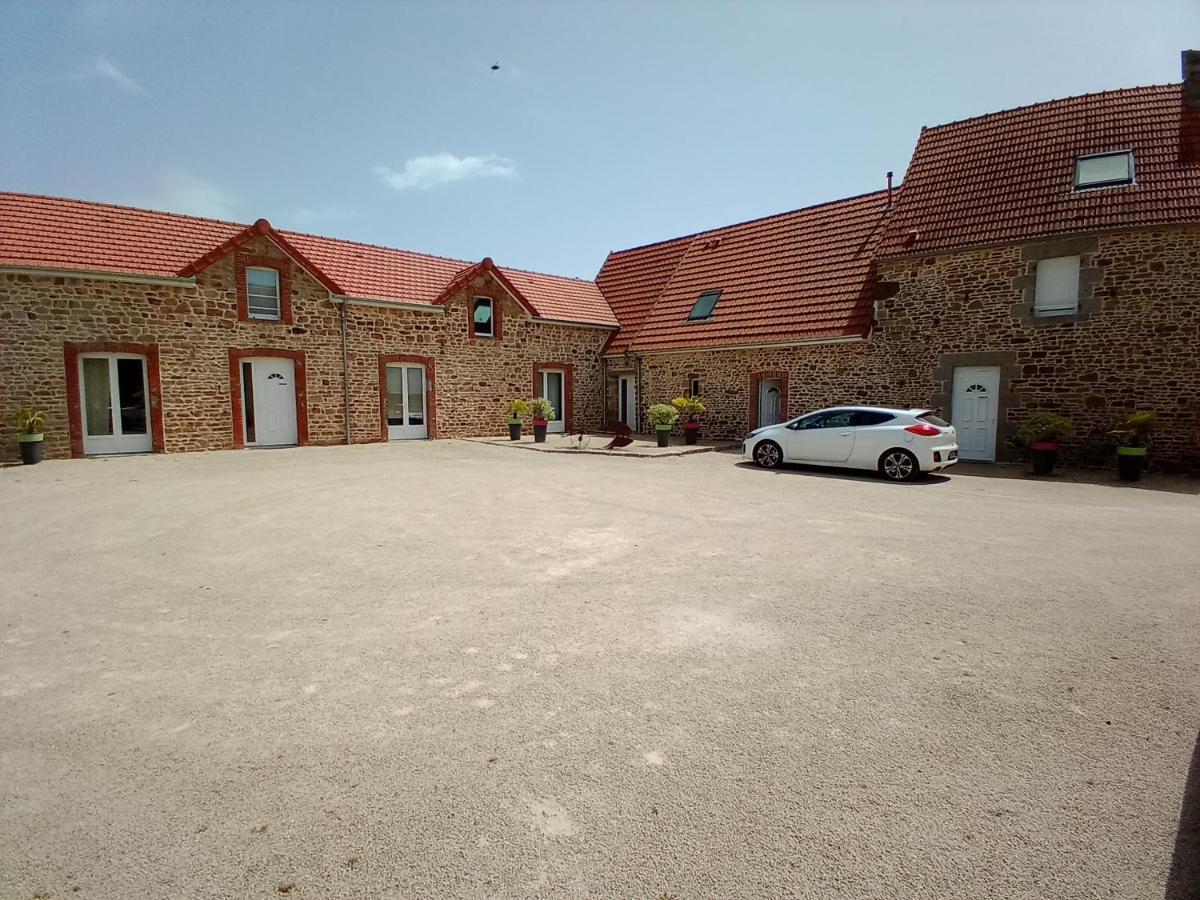 La Ferme D' Emerentine Bacilly 外观 照片